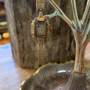 Mid 20th Century Bulova Women’s Watch w/ 10k Yellow Rolled Gold Plate Case